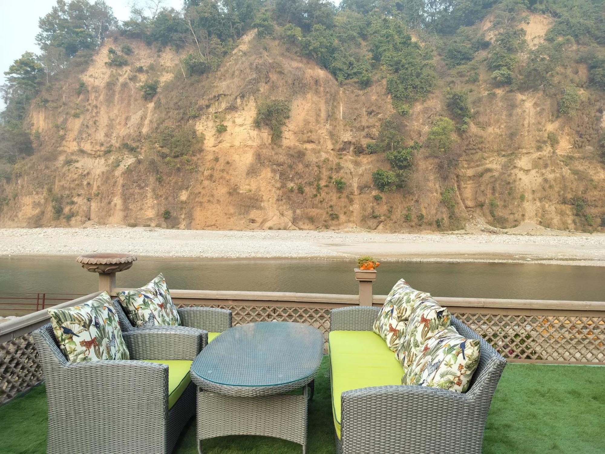 Bel-La Monde Hotel "Riverside" - Jim Corbett Garjia Exterior photo